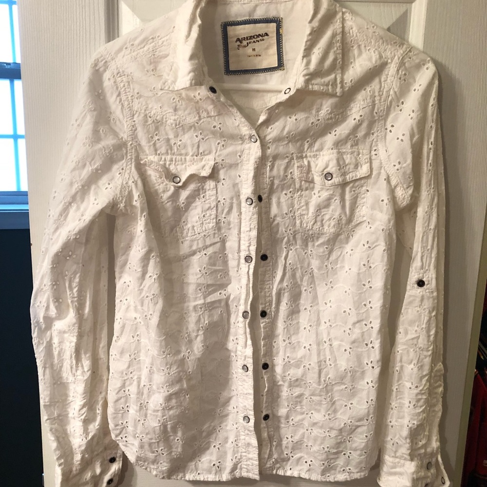 Women’s button down shirt